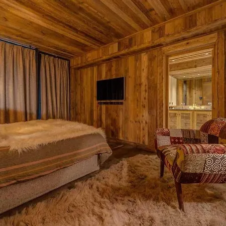 Unique Chalet 7 Bedrooms Villa *