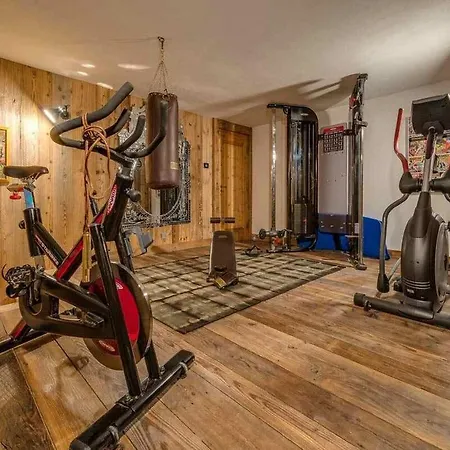 Unique Chalet 7 Bedrooms וילה